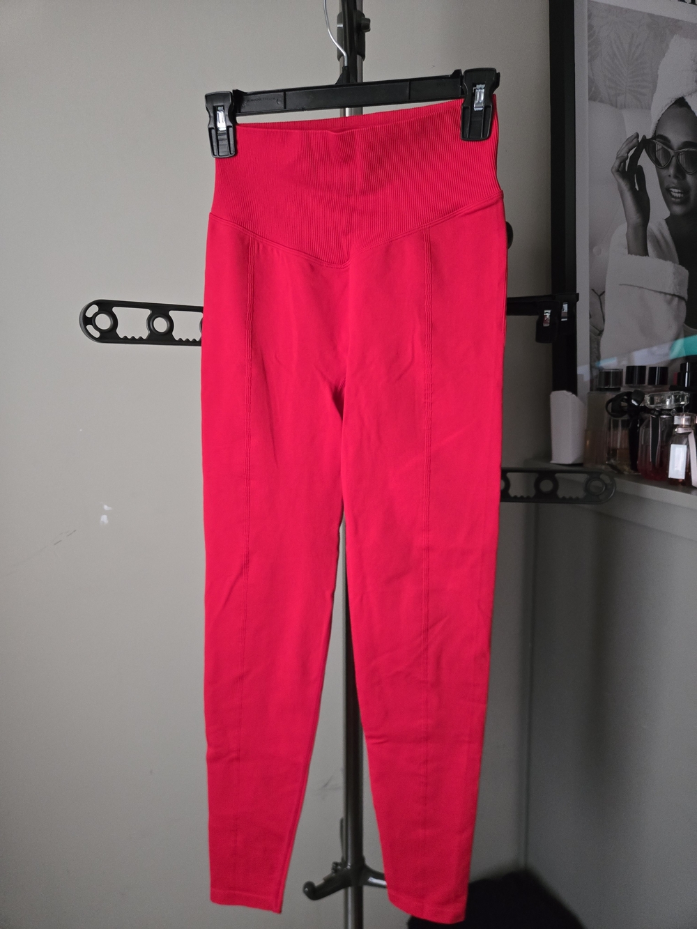 PINK Victoria's Secret Bright RED High-Rise Leggings